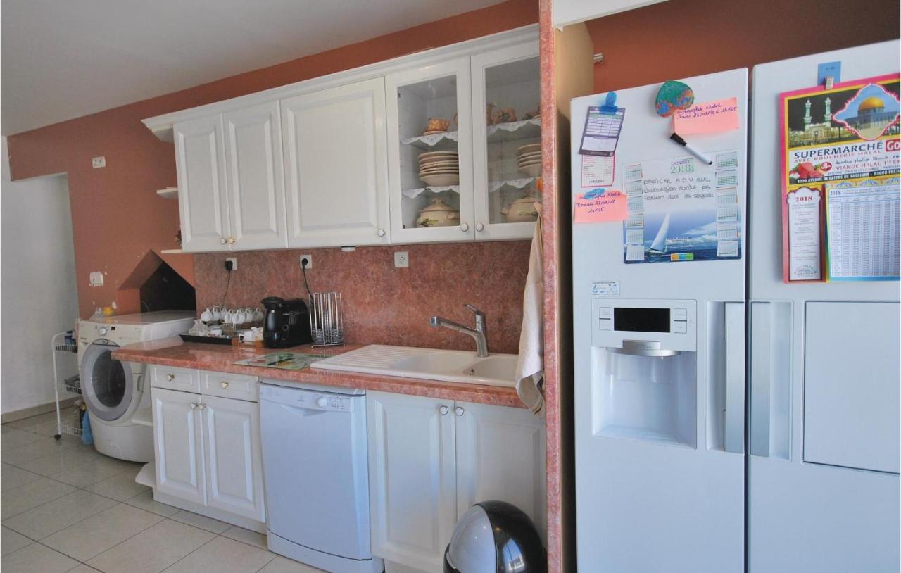 Beautiful In With Kitchen Holiday home *